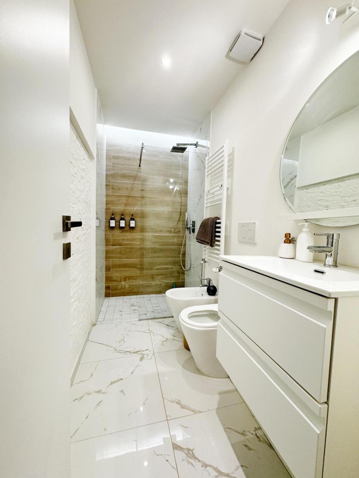 Boutique Room - Centro Storico 20 Min Da Firenze Empoli Exterior photo
